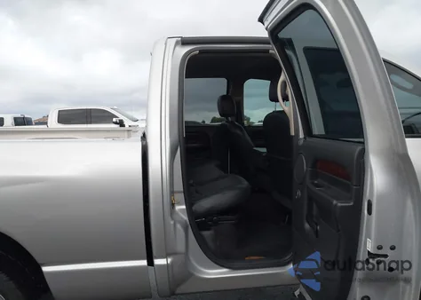 2003 Dodge Ram 1500 Slt/Laramie/St z USA, uszkodzony, nr VIN 1D7HA18D33J586548